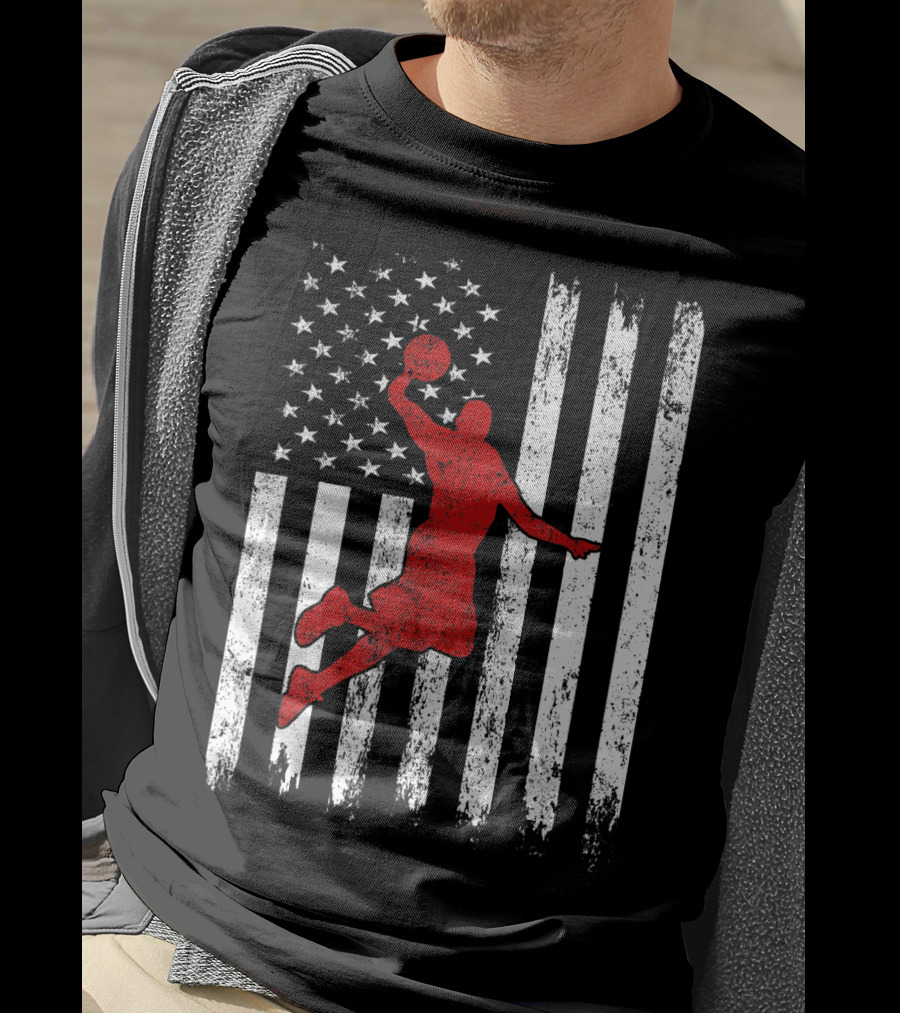 Proud American Basketball Vintage Flag Dunking T-Shirt