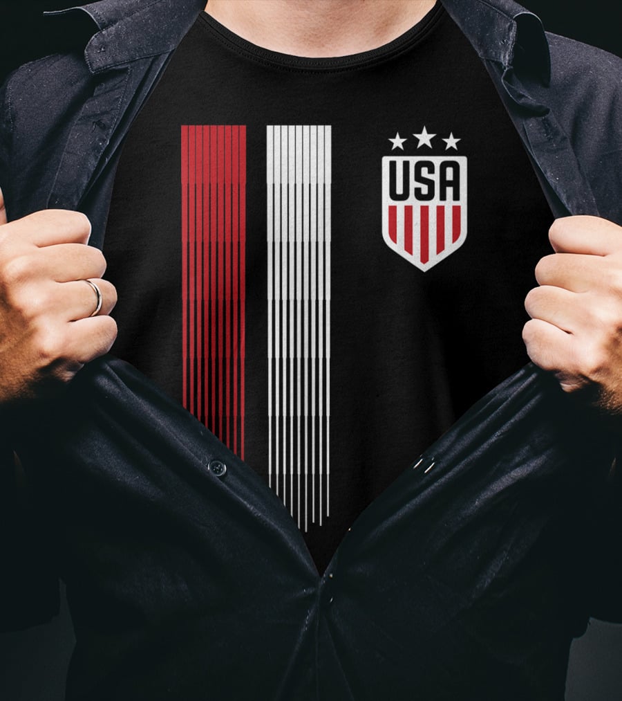 USA Soccer Womens Three Stars Red White Stripes Crest T-Shirt