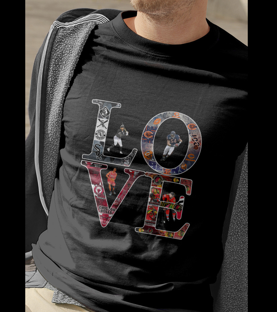 Love Chicago Bears Bulls Blackhawks T-Shirt
