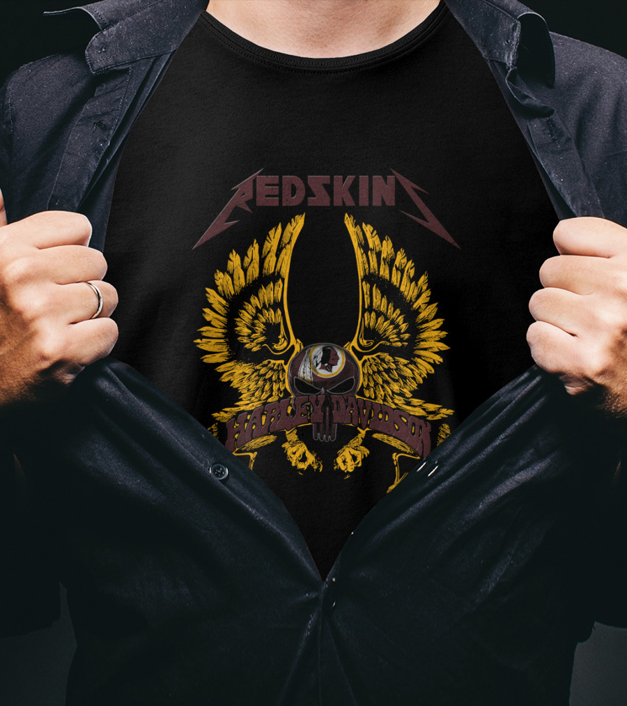 REDSKIN Battled Judged Winged Skull T-Shirt