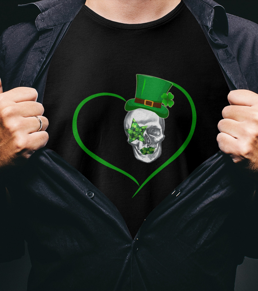 Kiss 02 Skull With Shamrock Star And Green Top Hat Inside Heart Shape T-Shirt