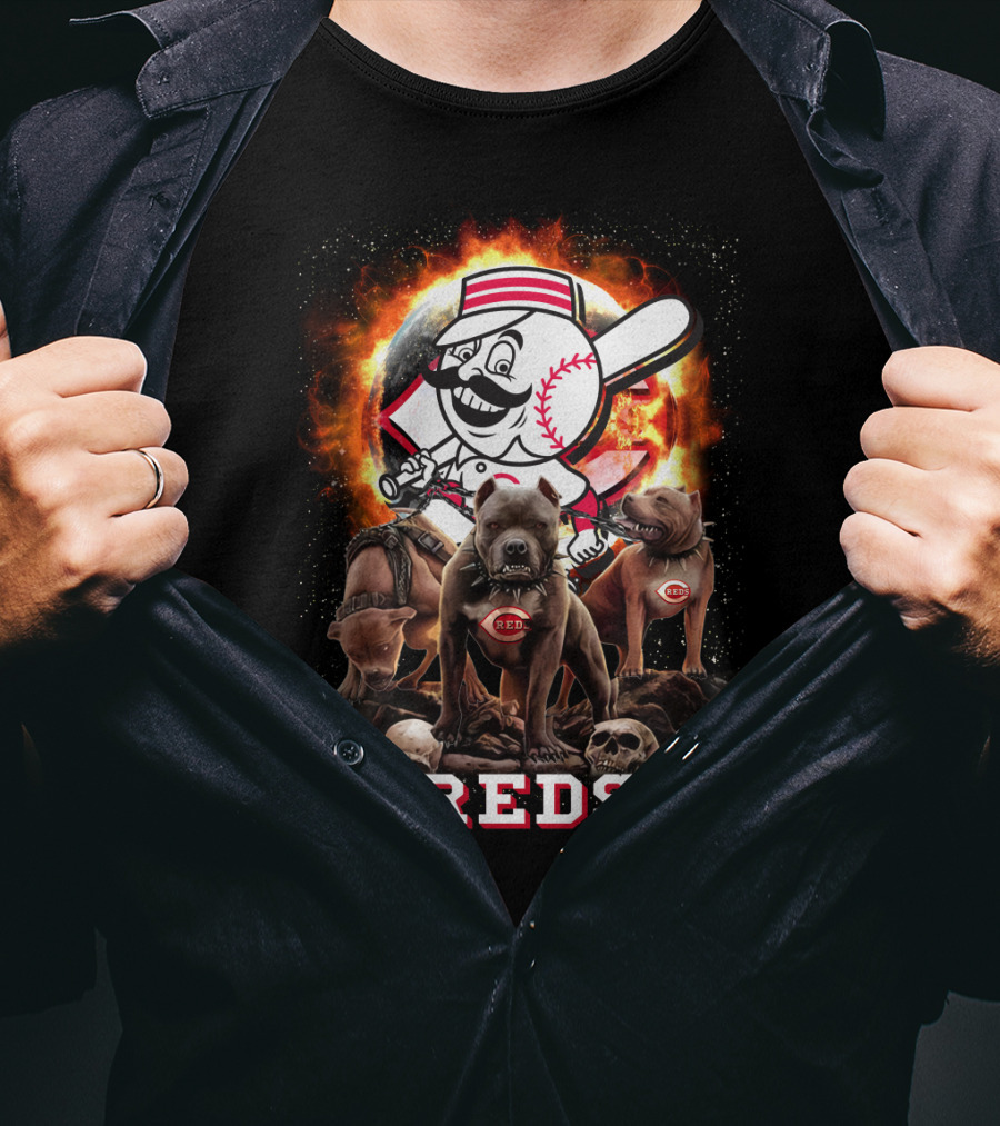 Cincinnati Reds Logo With Fierce Dogs And Skulls T-Shirt