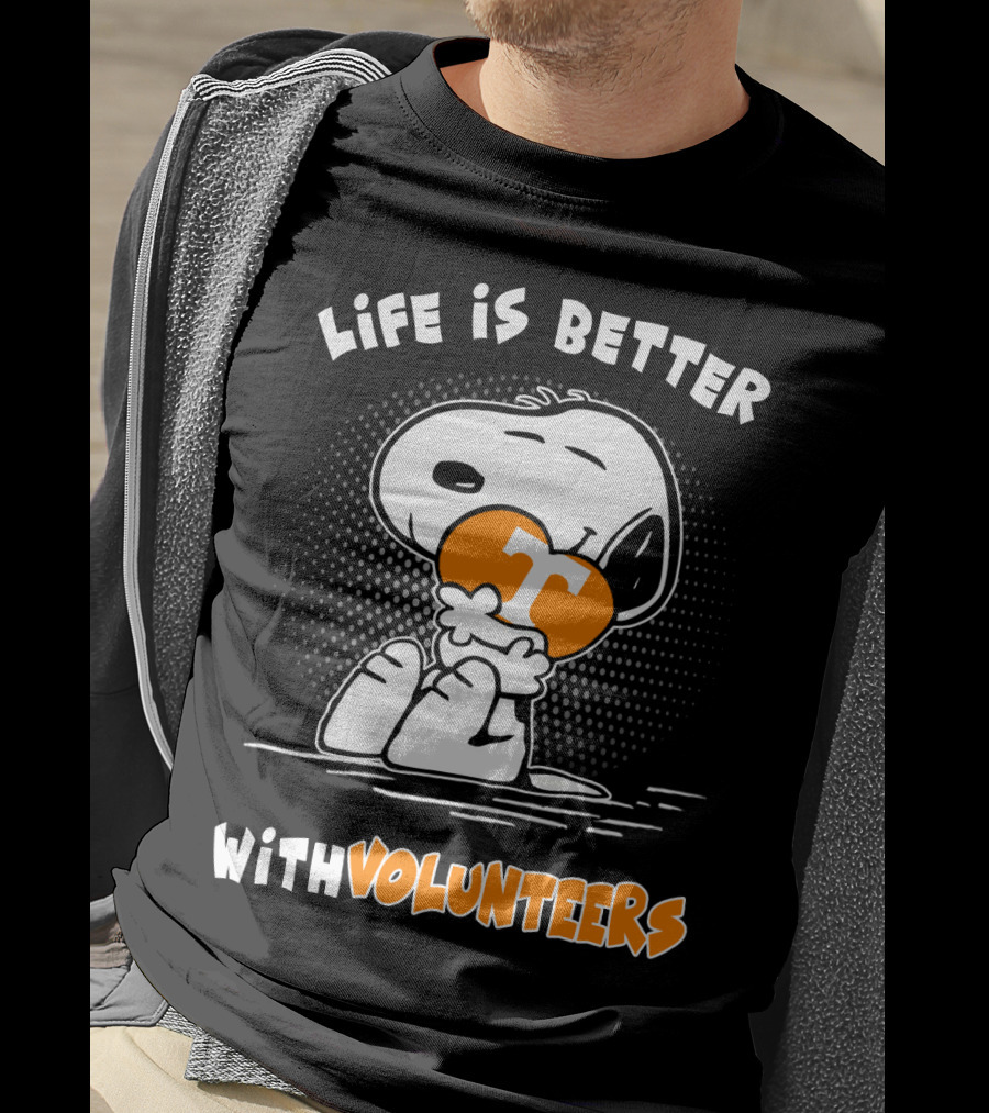 Life Is Better With Volunteers Snoopy Tennessee T Hug T-Shirt
