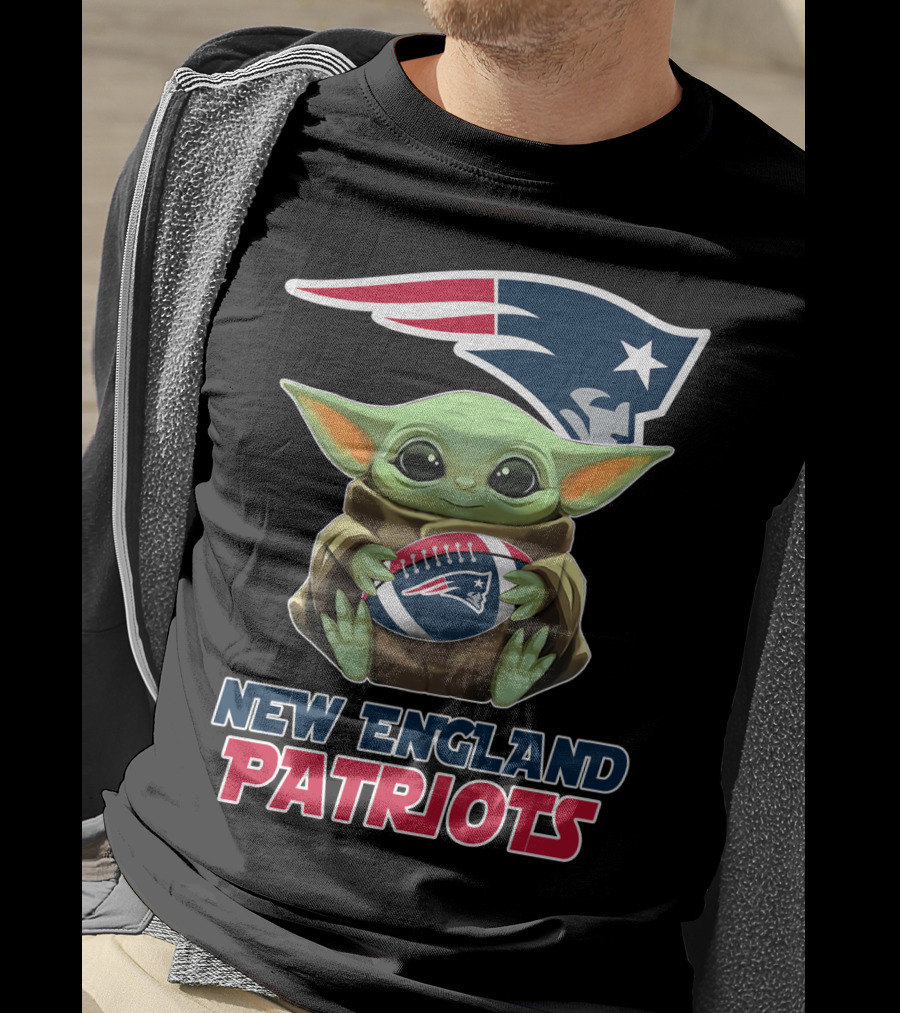 New England Patriots Baby Yoda Football Fan T-Shirt