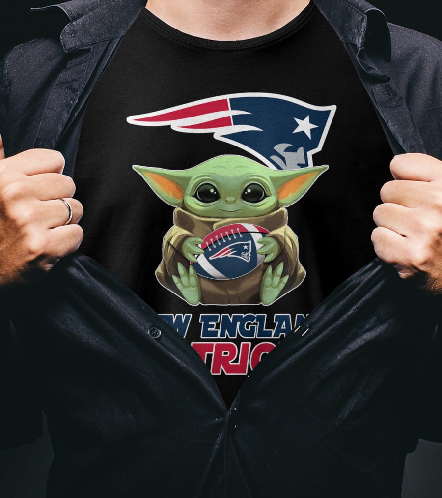 New England Patriots Baby Yoda Football Fan T-Shirt