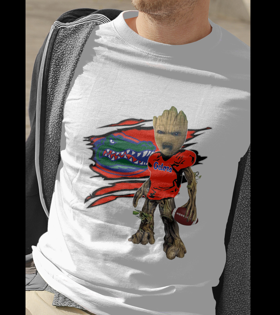 I Am Gators Fan's Football Groot With Alligator T-Shirt