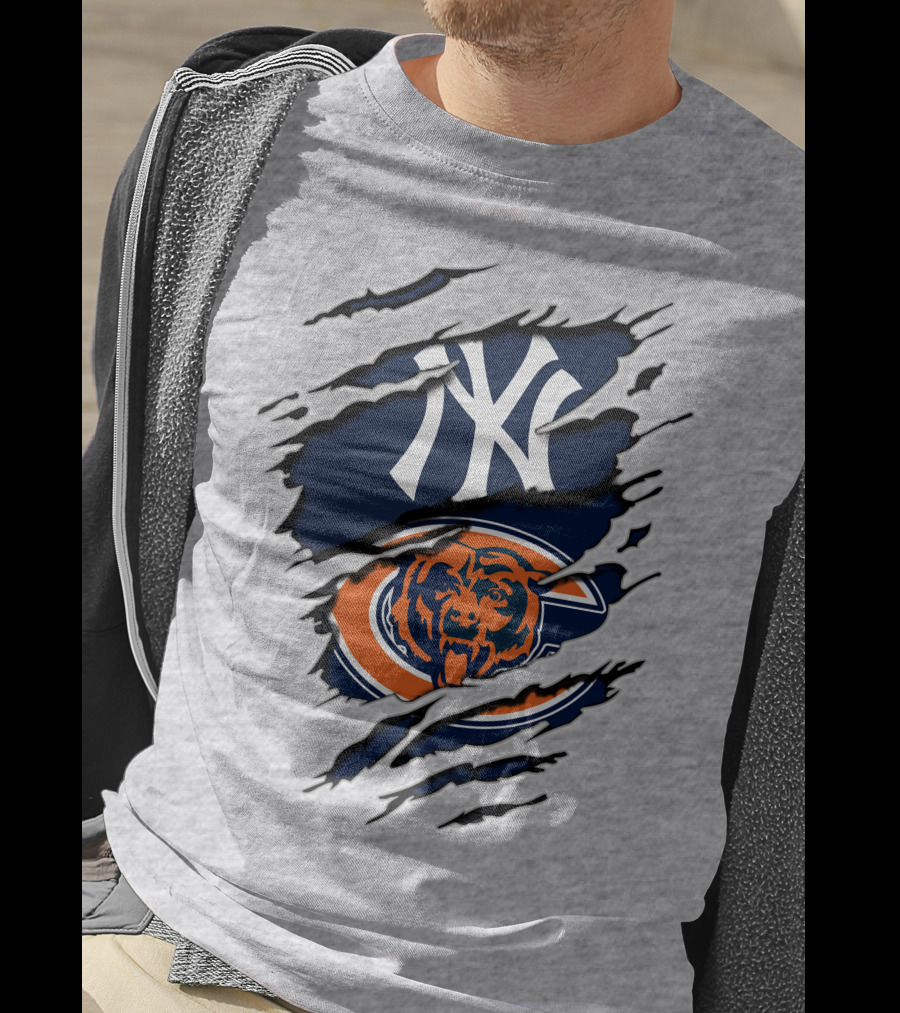Yankees Logo And Chicago Bears Emblem Combination T-Shirt