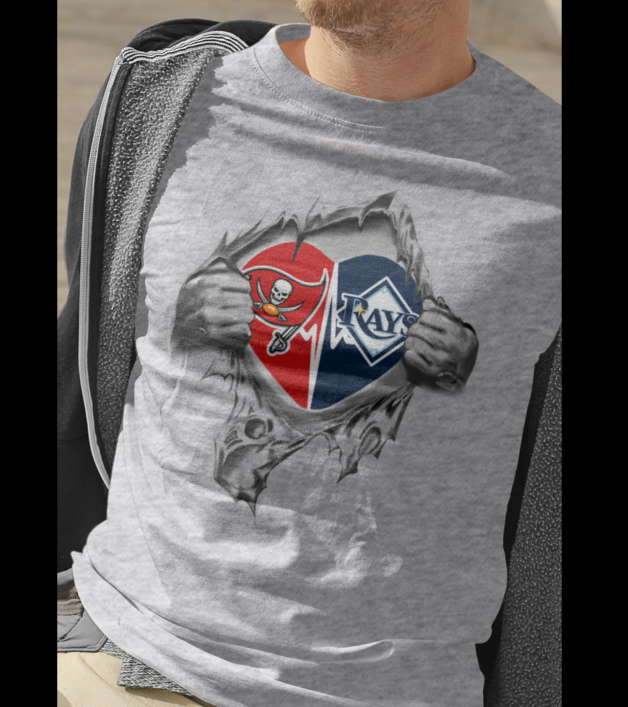 Buccaneers Rays Heart Logo Peel T-Shirt