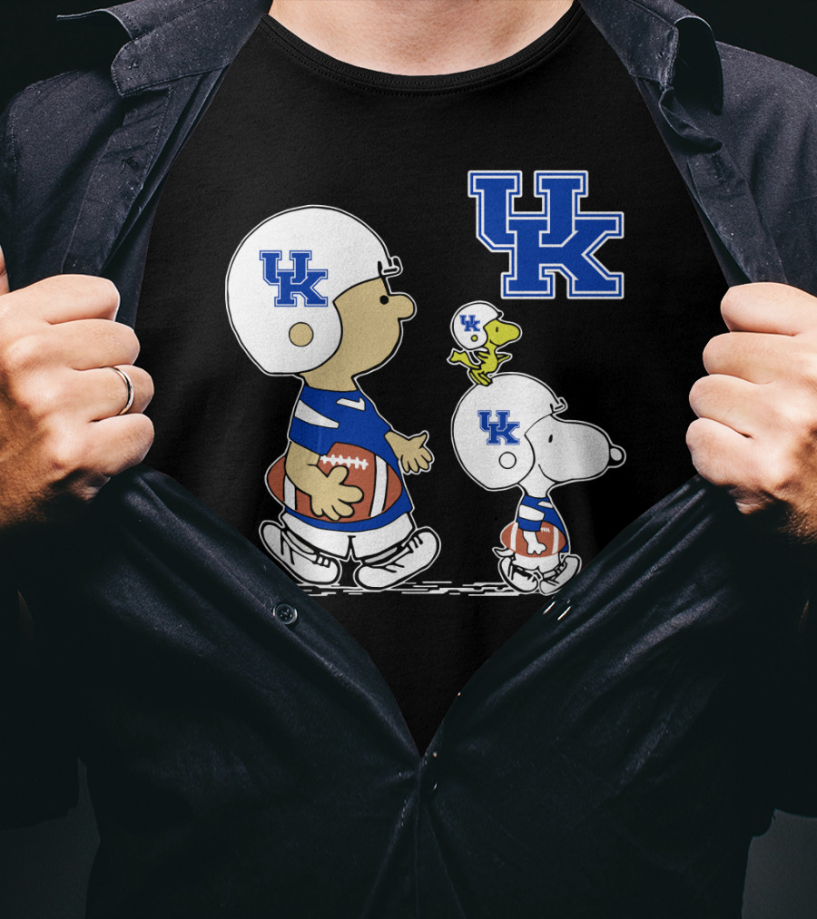 Kentucky Wildcats Peanuts Snoopy Woodstock Football Helmet T-Shirt