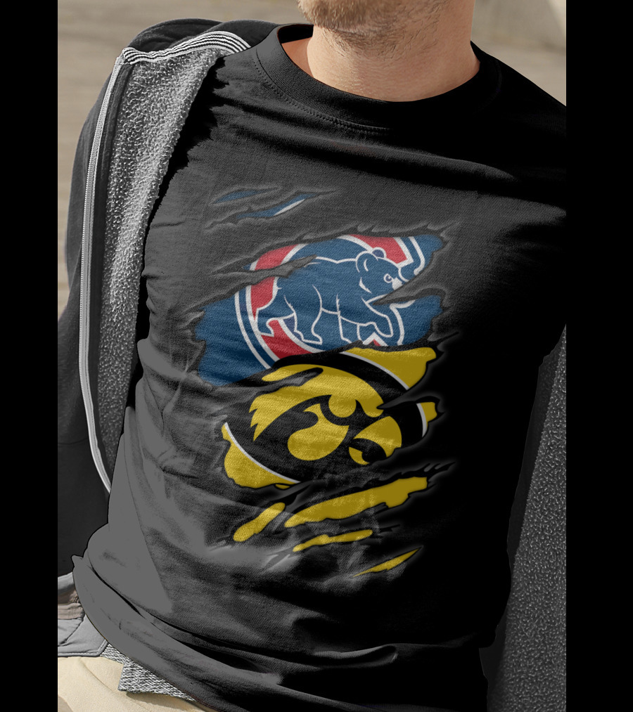 Cubs Iowa Hawkeyes Bear Logo Ripped T-Shirt