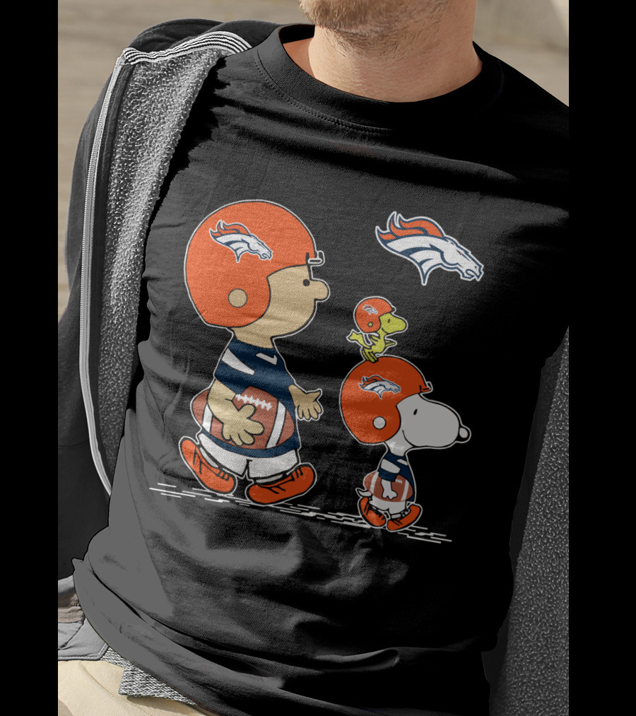 Denver Broncos Peanuts Characters Football Team T-Shirt