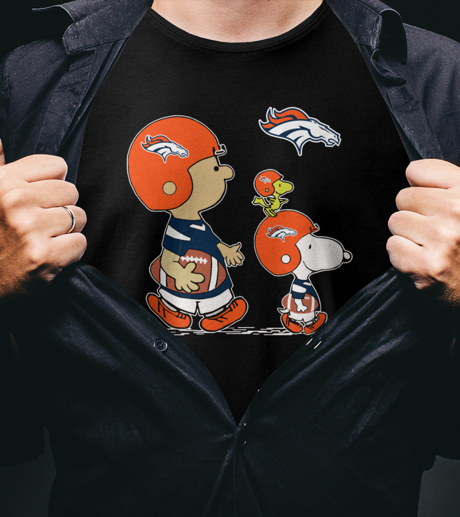 Denver Broncos Peanuts Characters Football Team T-Shirt