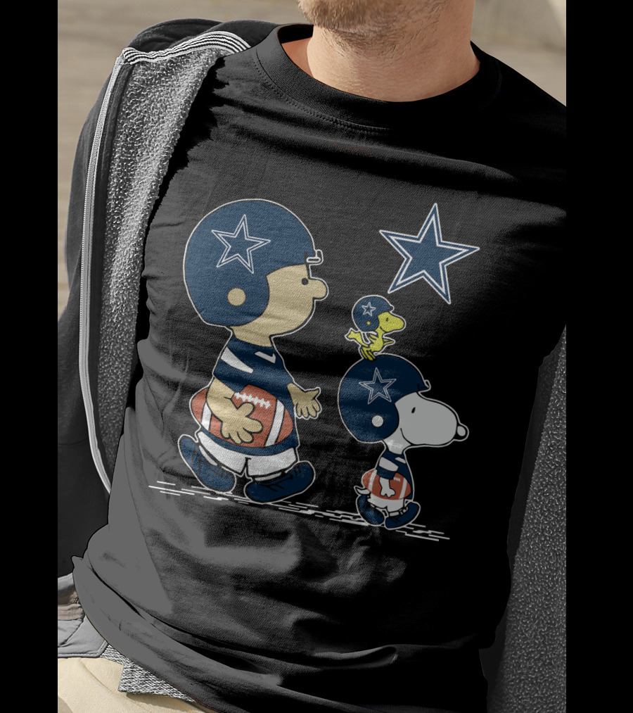 Cowboys Snoopy Peanuts Woodstock Football Helmet Star T-Shirt