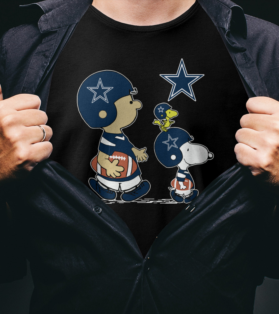Cowboys Snoopy Peanuts Woodstock Football Helmet Star T-Shirt