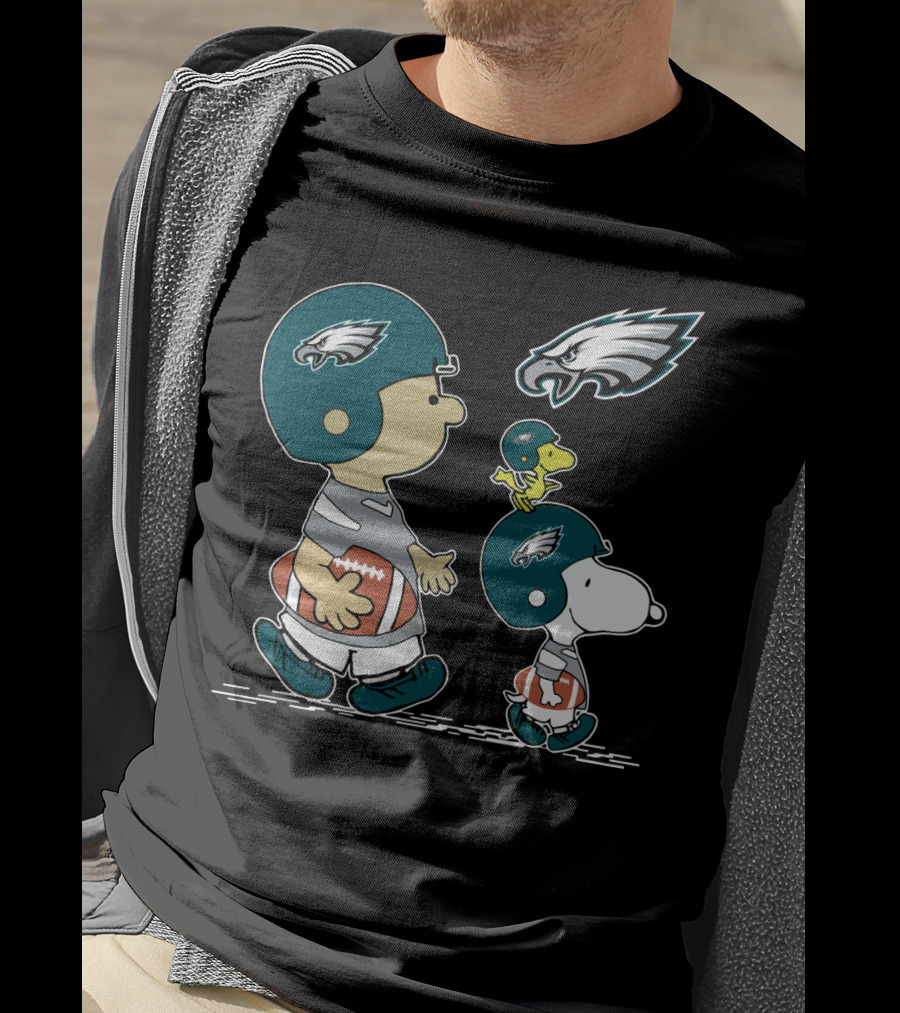 Philadelphia Eagles Snoopy Woodstock Football Helmet Adventure T-Shirt