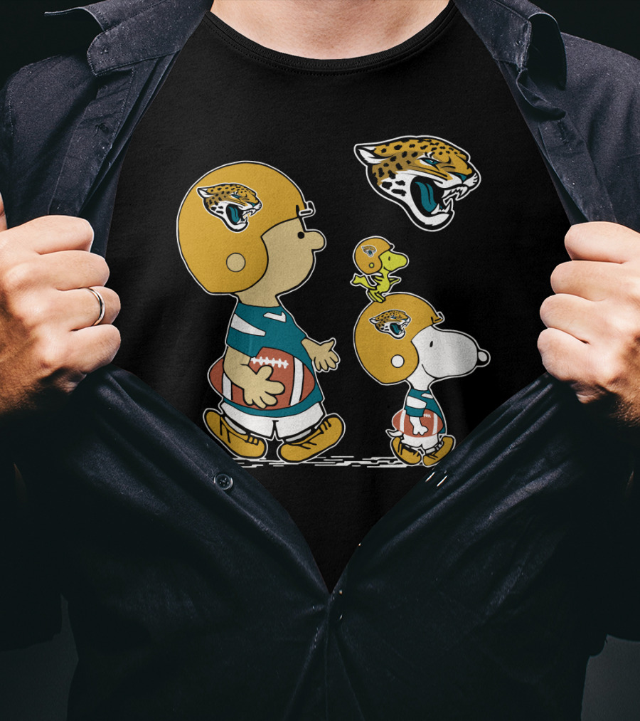 Jacksonville Jaguars Snoopy And Peanuts Football T-Shirt