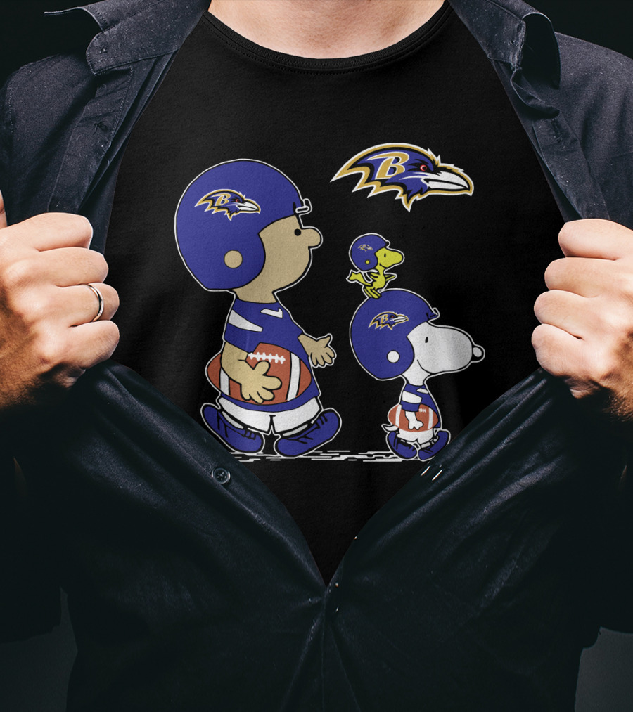 Baltimore Ravens Peanuts Snoopy Woodstock Football Team T-Shirt