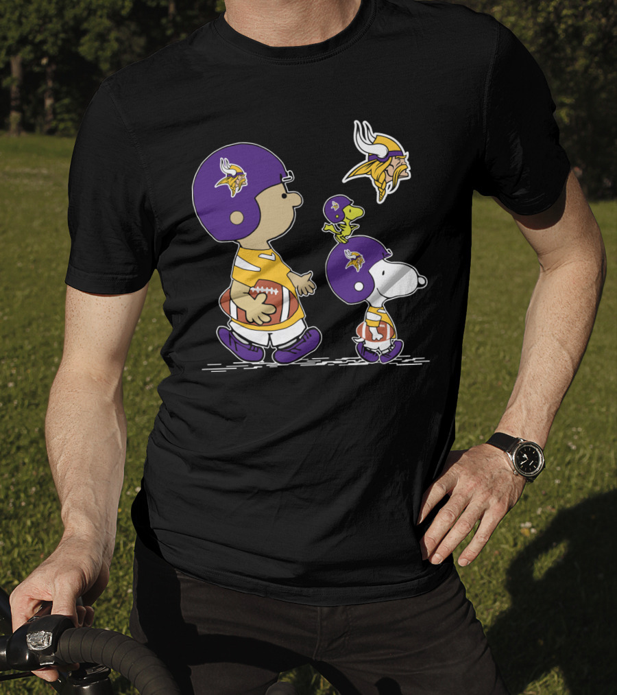 Minnesota Vikings Snoopy And Woodstock Football Team Collaboration T-Shirt
