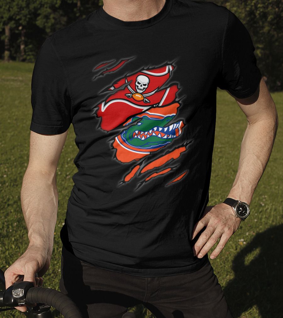 Buccaneers And Gators Dual Logo Design Featuring Pirate Flag And Alligator Head T-Shirt