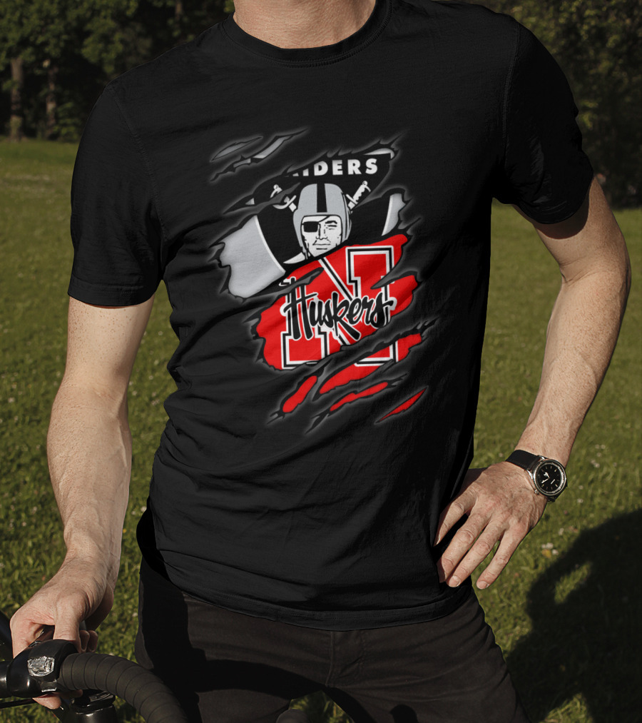 Raiders Huskers Torn Fusion T-Shirt