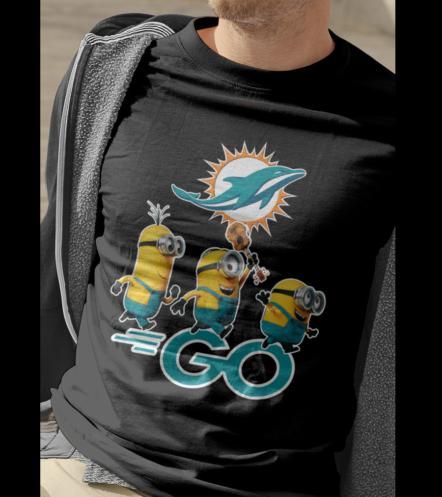 Minions Go Miami Dolphins Football Fun T-Shirt