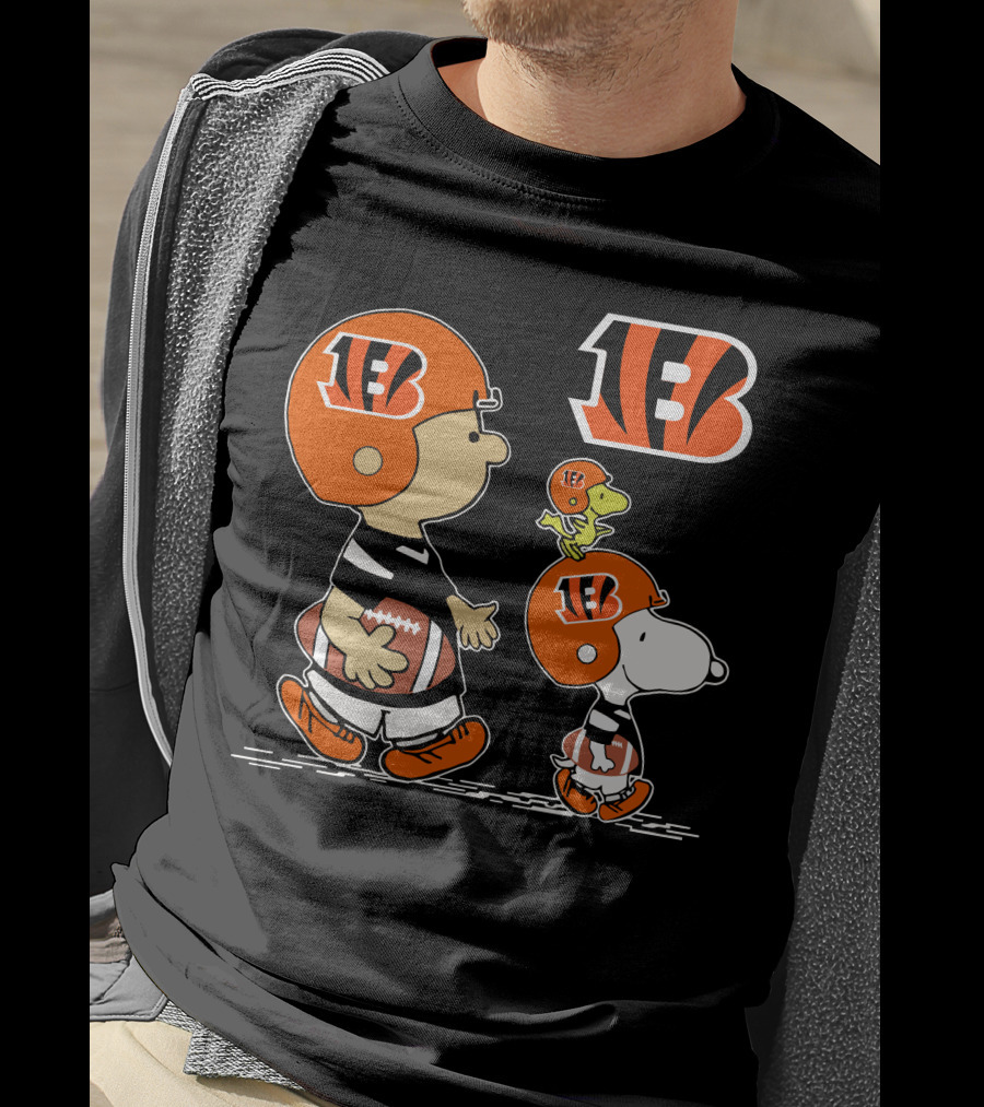 Bengals Snoopy And Friends Football Team Spirit T-Shirt