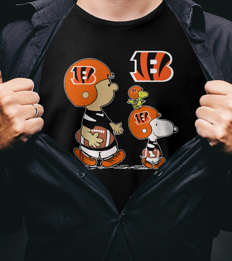 Bengals Snoopy And Friends Football Team Spirit T-Shirt