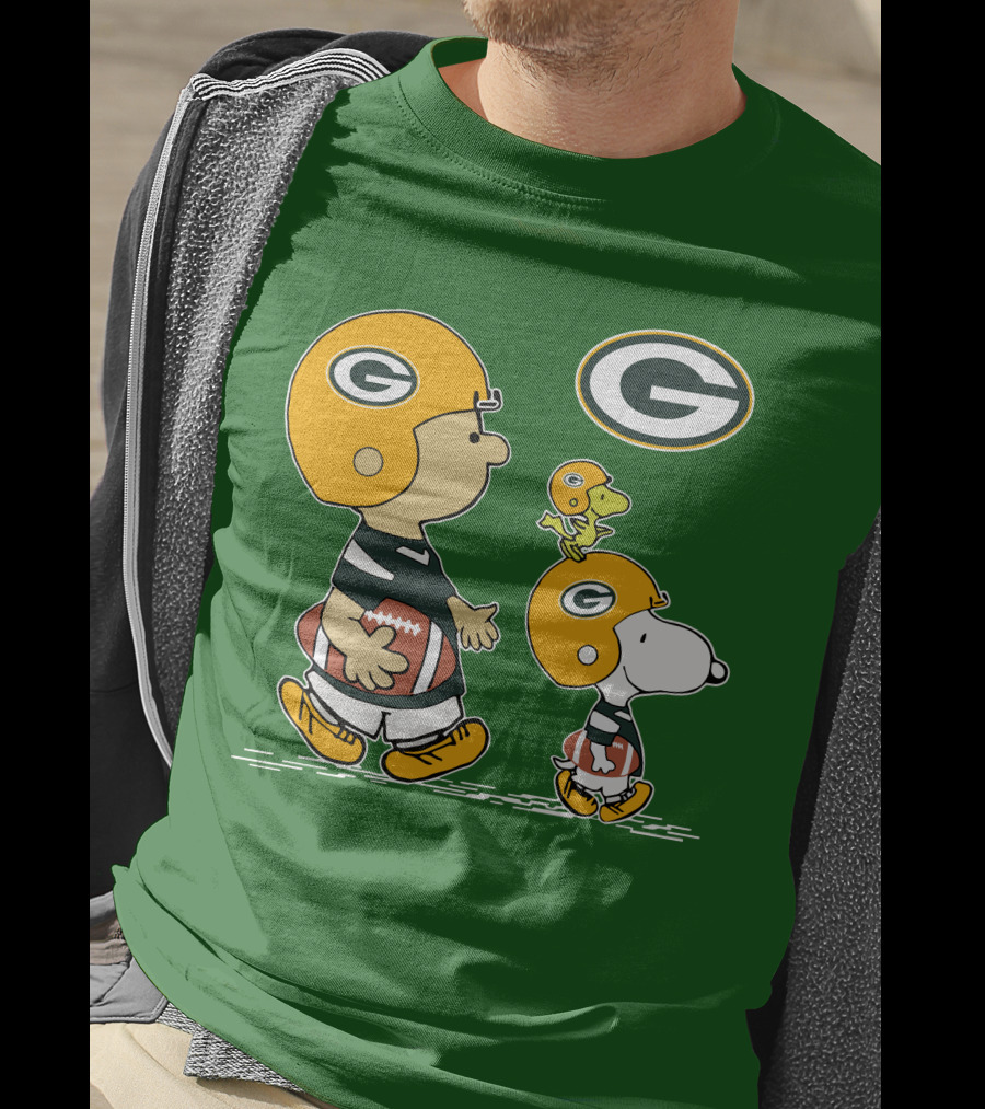 Packers Charlie Brown Snoopy Woodstock Football Helmet T-Shirt