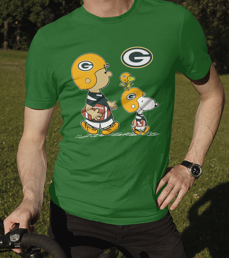 Packers Charlie Brown Snoopy Woodstock Football Helmet T-Shirt