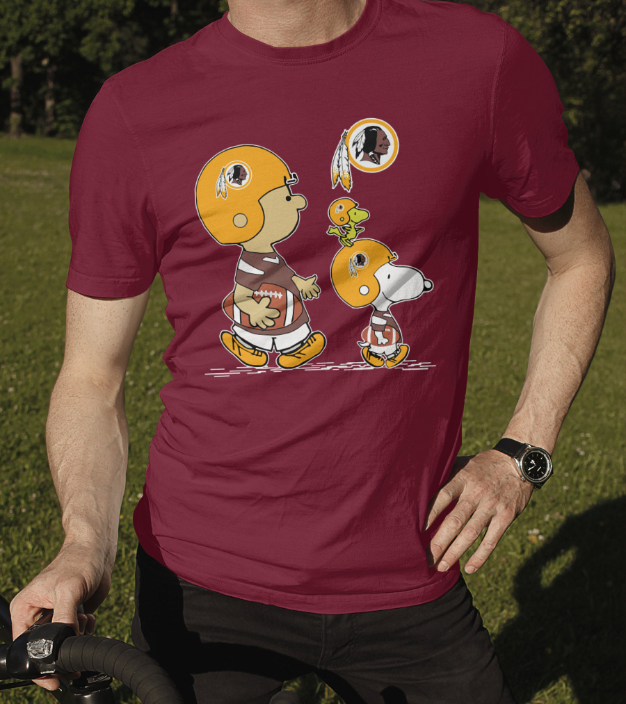 Redskins Snoopy Football Team Helmet Charlie Brown Woodstock T-Shirt