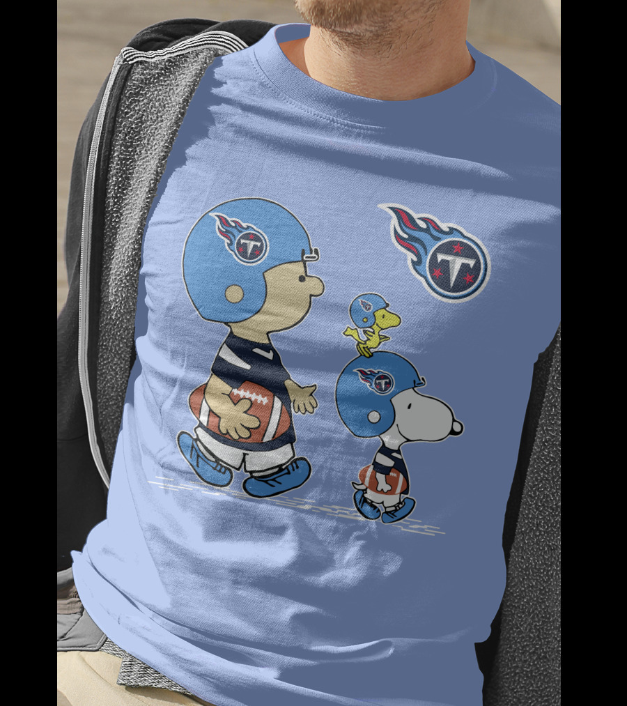 Titans Football Snoopy And Friends Helmet Walk T-Shirt