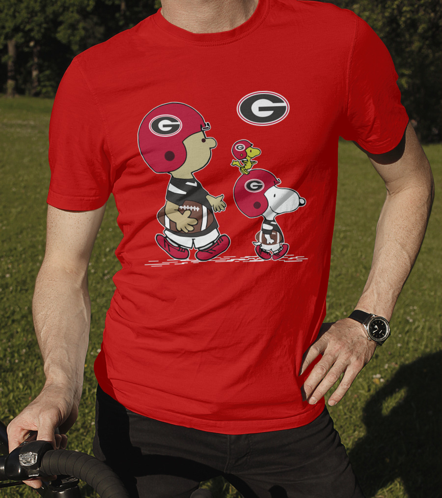 Georgia Bulldogs Snoopy And Woodstock Football Helmets T-Shirt