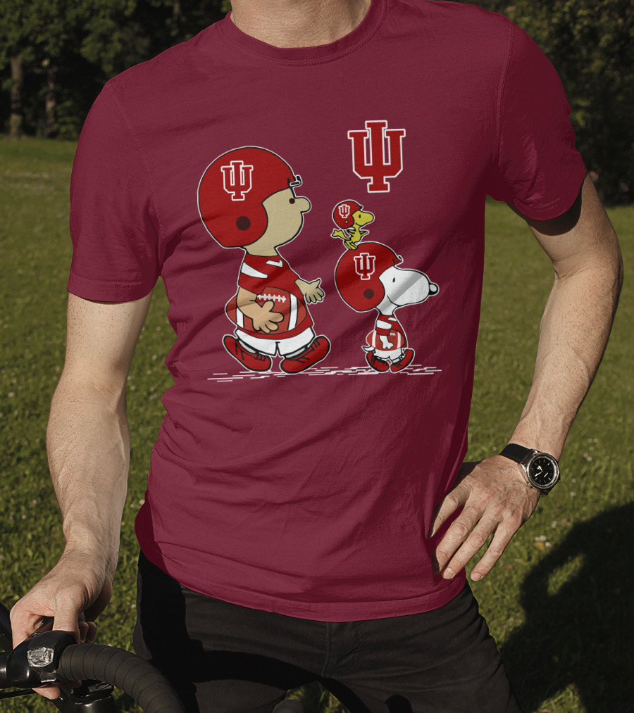 Indiana Hoosiers Snoopy And Woodstock Football Players T-Shirt