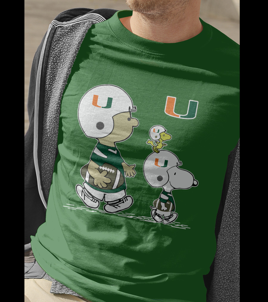 Miami Hurricanes Snoopy And Woodstock Football Helmets Peanuts Comic T-Shirt