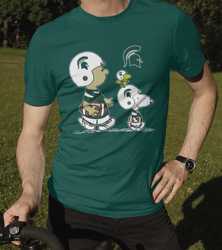 Michigan State Spartans Snoopy And Woodstock Football Gear T-Shirt