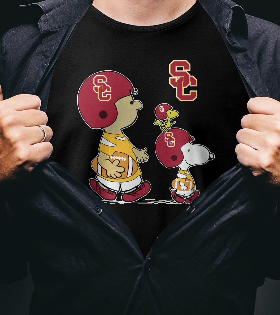 Usc Trojans Snoopy Football Woodstock Peanuts Characters T-Shirt