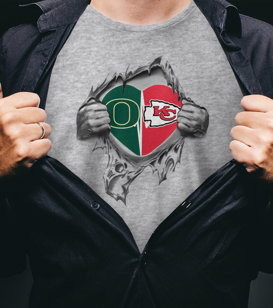 Chiefs Ducks Heart Peeking Design With Kansas City Logo And Oregon Emblem T-Shirt