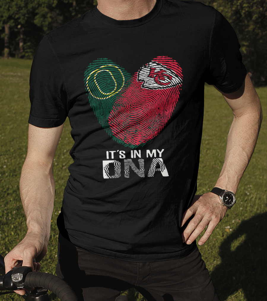 Oregon Ducks Kansas City Chiefs Fingerprint It's In My DNA T-Shirt