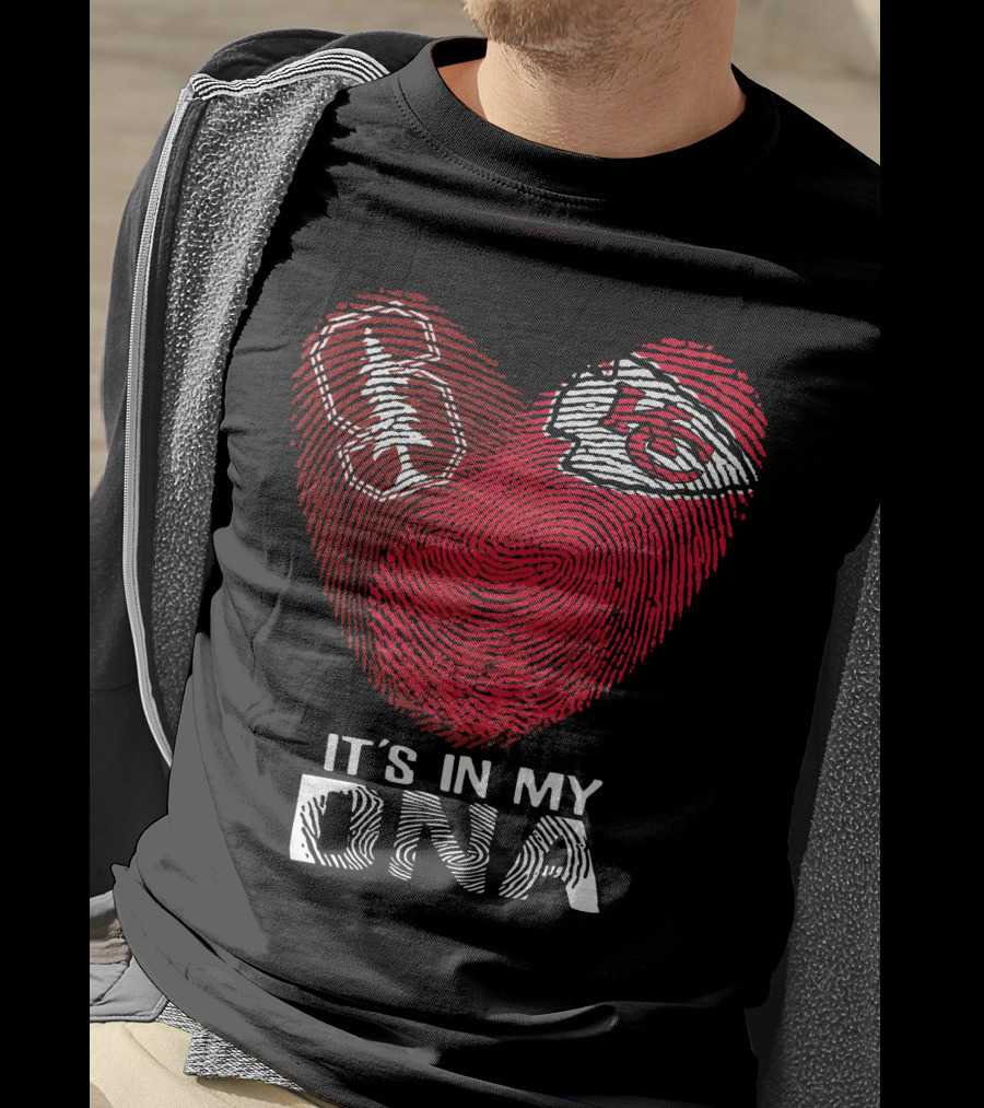 It's In My DNA Cardinals Chiefs Heart Fingerprint T-Shirt