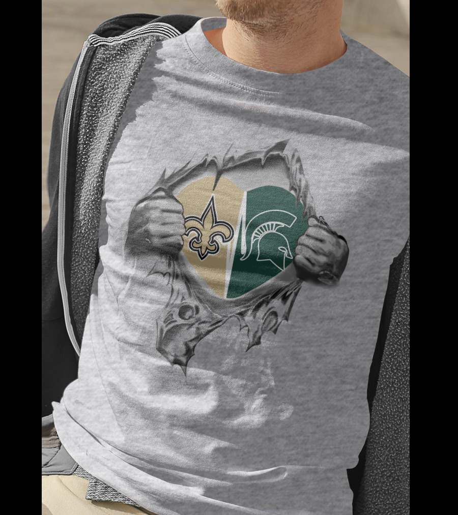 Saints Fleur-de-Lis And Spartans Helmet Split Heart T-Shirt