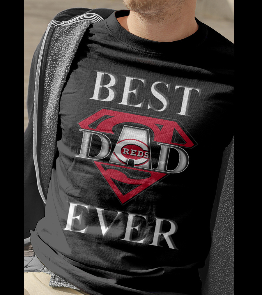 Best Dad Ever Reds Super Dad T-Shirt