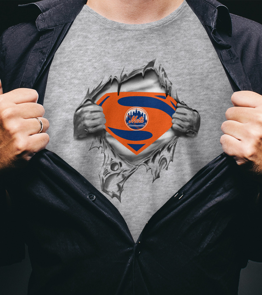 Mets Super Logo Comic Crossover Superhero Chest Rip T-Shirt