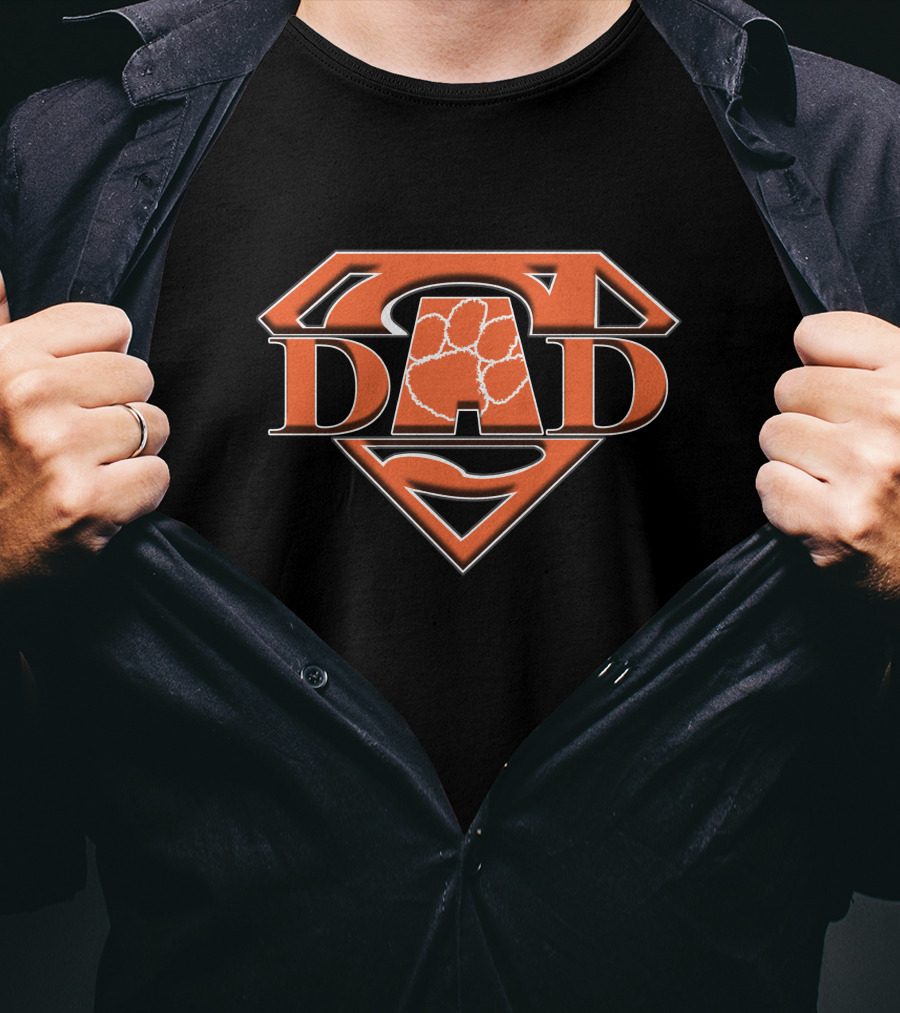 Clemson Tigers Dad Superhero Emblem With Tiger Paw T-Shirt