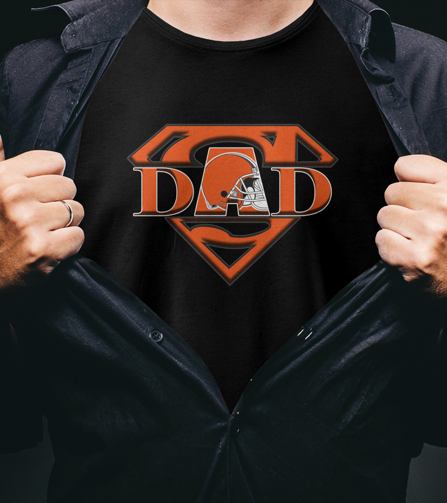 Cleveland Browns Dad Super Logo Helmet T-Shirt