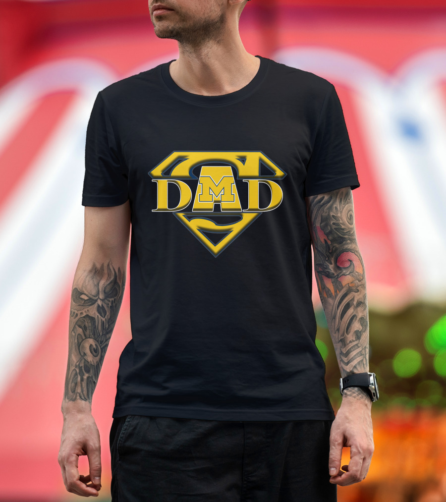 Michigan Wolverines Super Dad Emblem with M T-Shirt