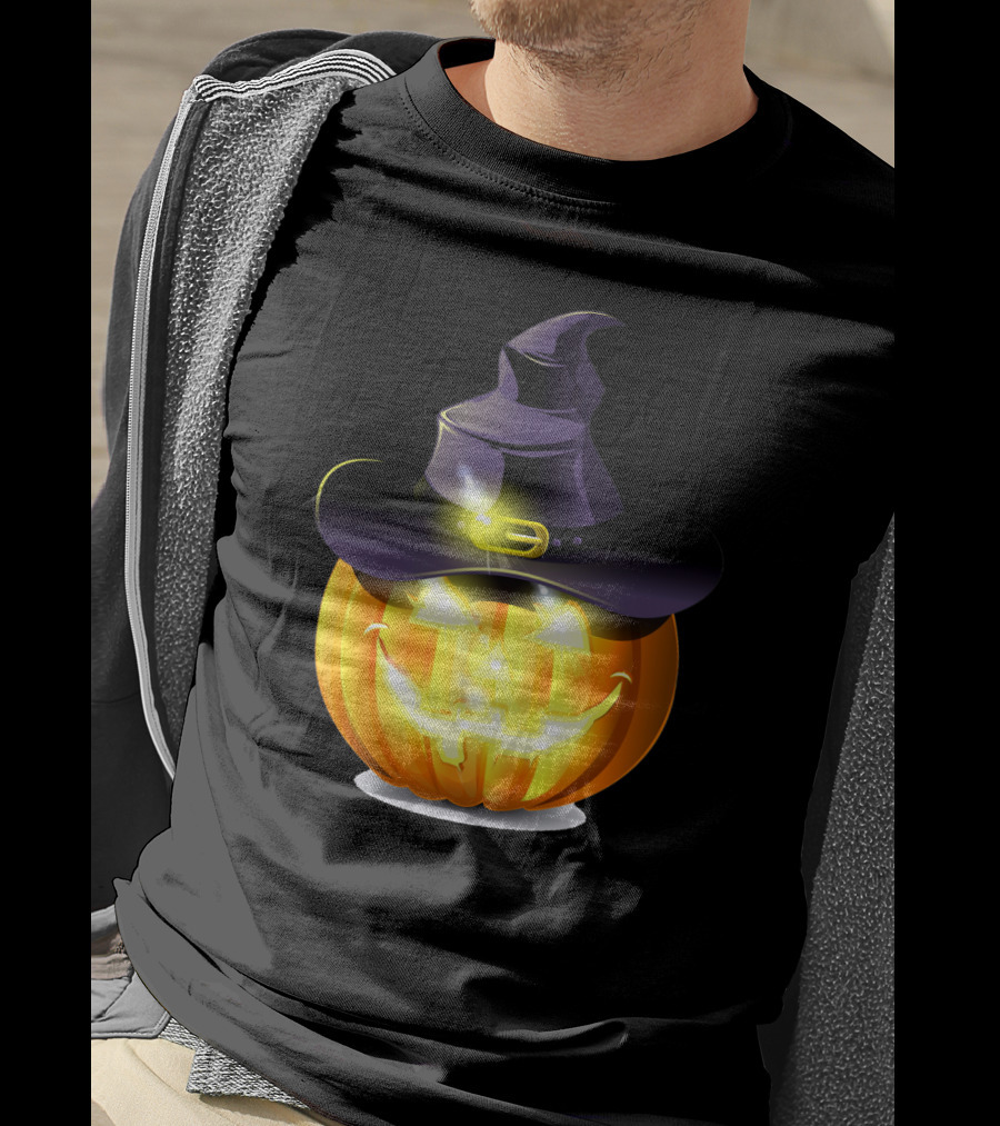 Halloween Pumpkin With Witch Hat And Glowing Smile T-Shirt
