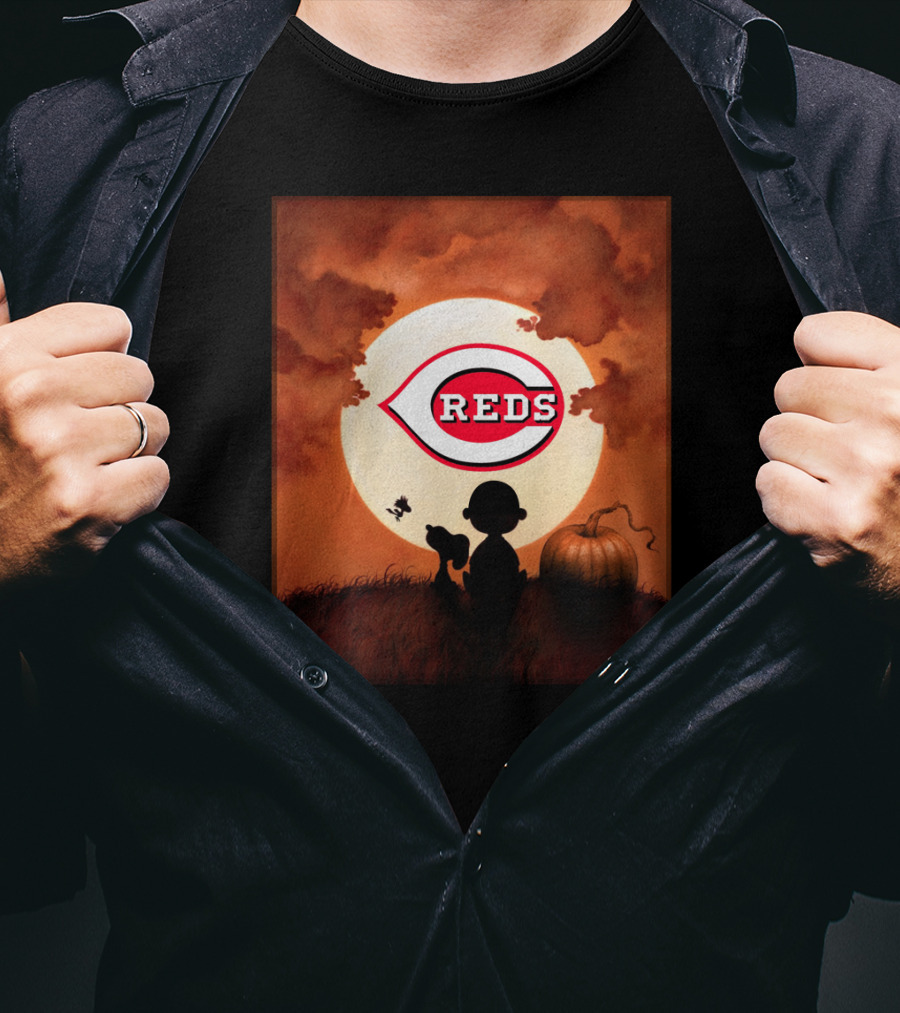 Cincinnati Reds Full Moon Silhouette With Pumpkin T-Shirt