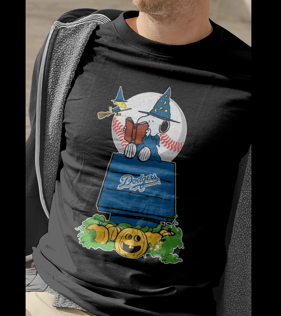 Halloween Dodgers Snoopy Wizard With Woodstock And Pumpkins T-Shirt
