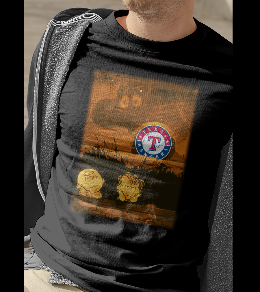 Texas Rangers Peanuts Halloween Charlie Brown Linus Pumpkin Patch T-Shirt