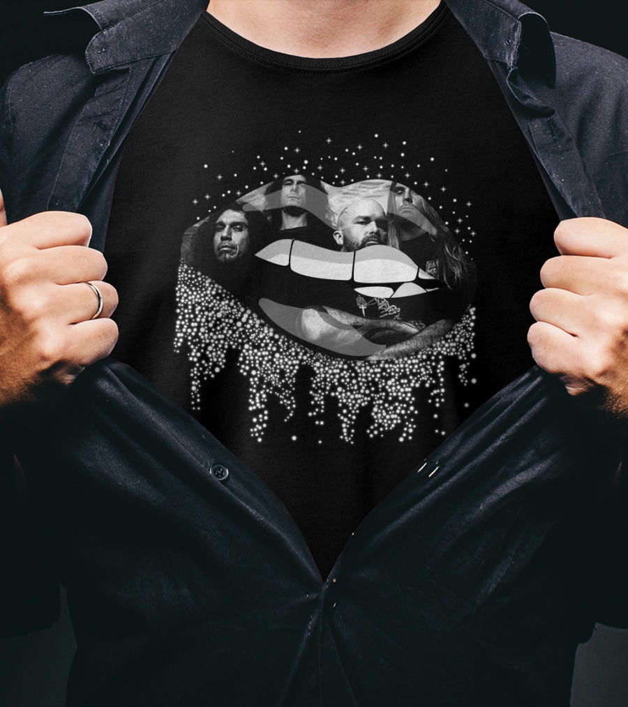 Slayer Band Members With Iconic Lip Mouth Design And Glowing Effects T-Shirt